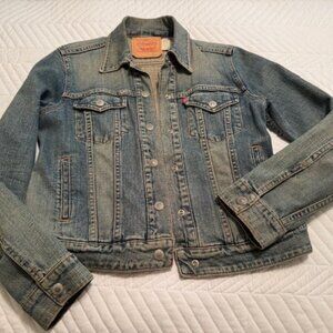 Levi's® Original Trucker Jean Jacket- Medium Wash, Size Medium